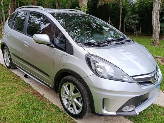 HONDA FIT 1.5 TWIST 16V FLEX 4P AUTOMÁTICO HONDA FIT 1.5 TWIST 16V FLEX 4P AUTOMÁTICO